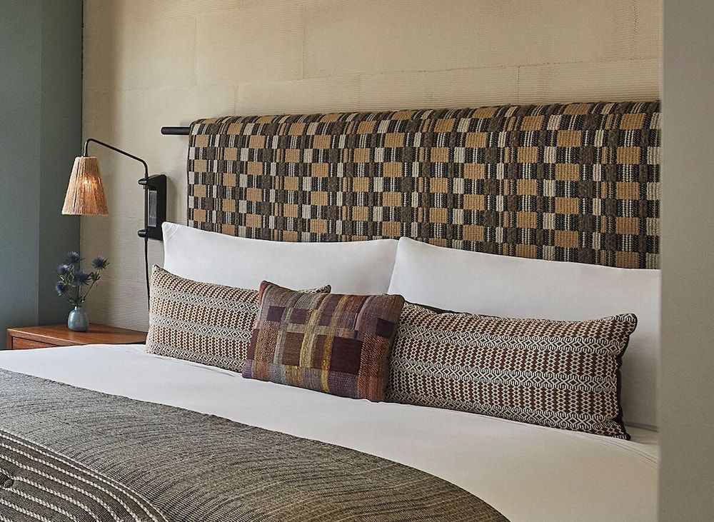Premier Room, 1 King Bed (View)