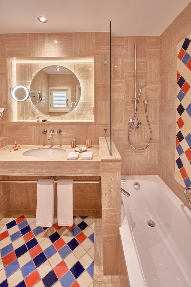 Seaside Palm Beach Deluxe Double Room Single Use, 2 Twin Beds, Sea View (or Pool View) 2