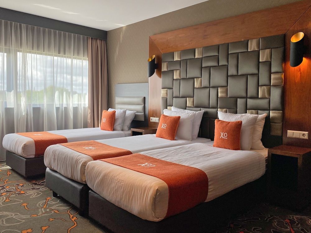 undefined Xo Hotels Park West 6