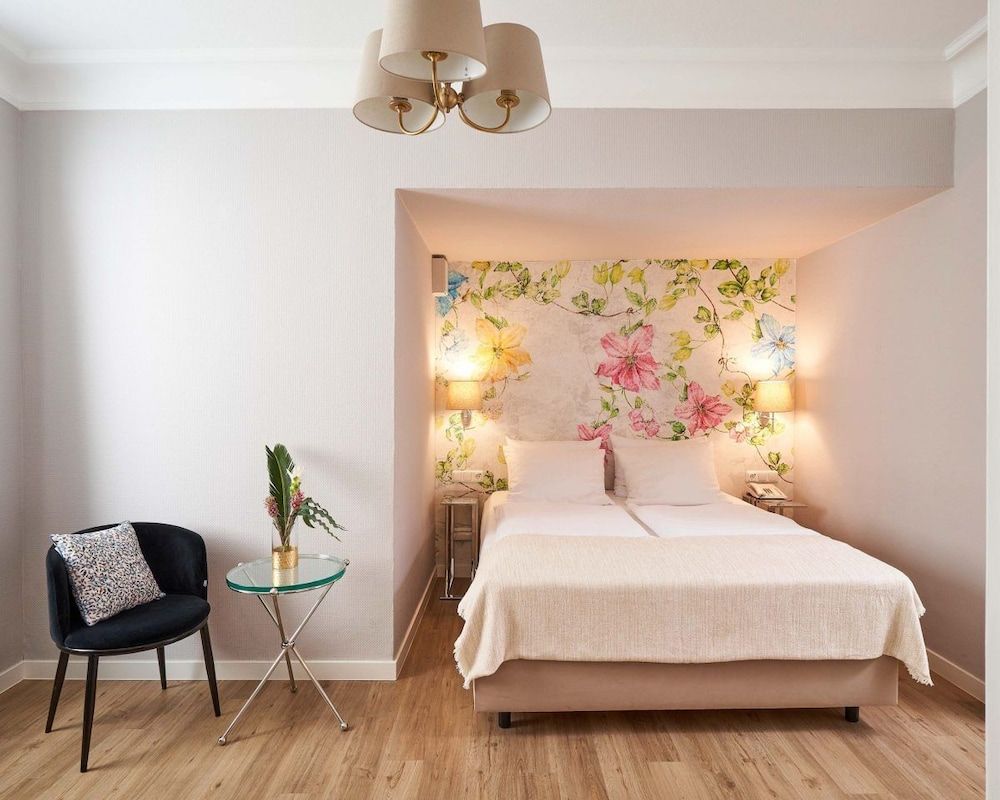 Hotel Monopol Standard Double or Twin Room 5