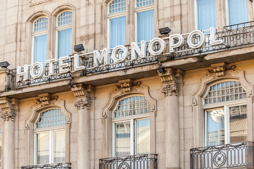 undefined Hotel Monopol 3