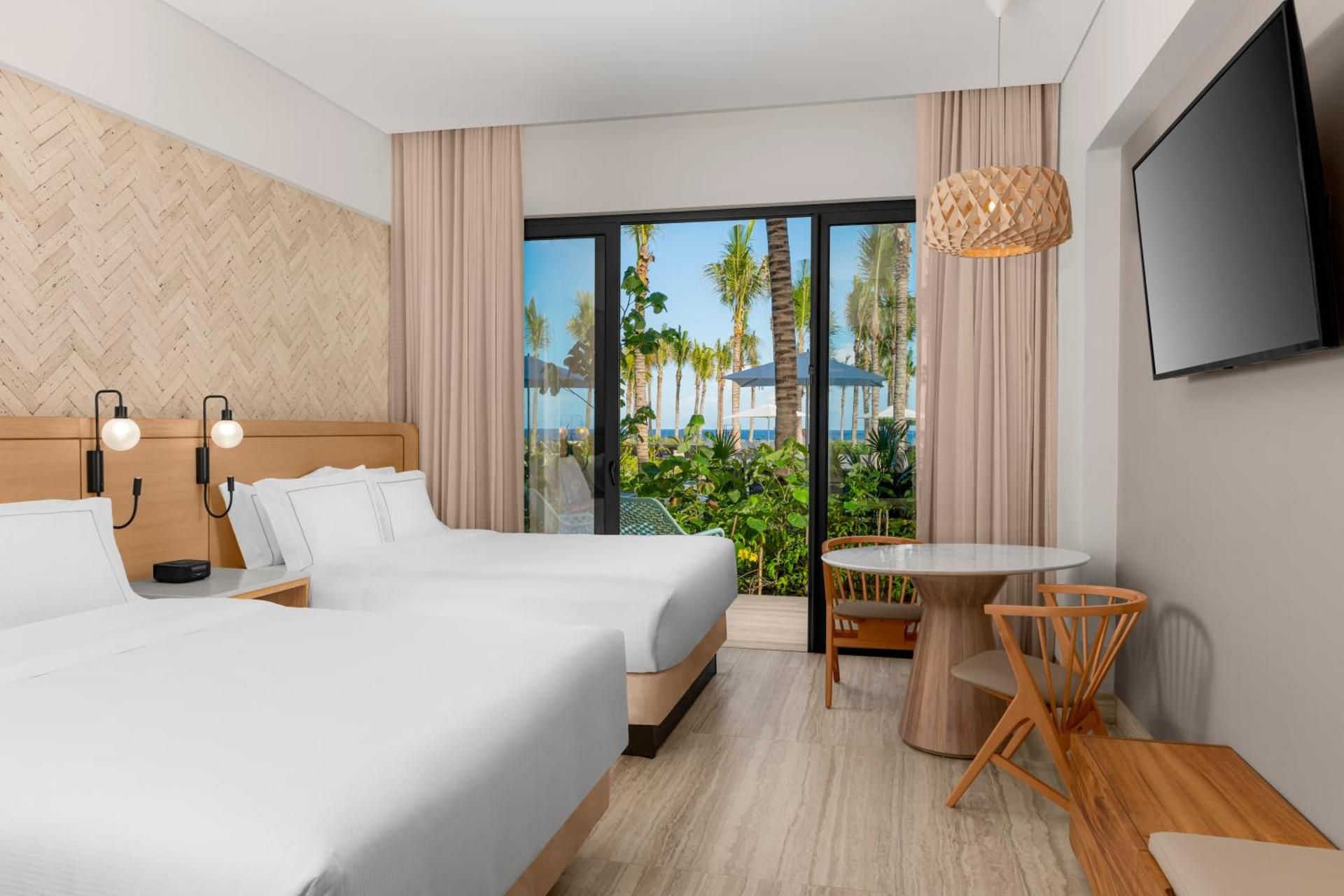 ENCLAVE OCEAN VIEW - 2 QUEEN BEDS