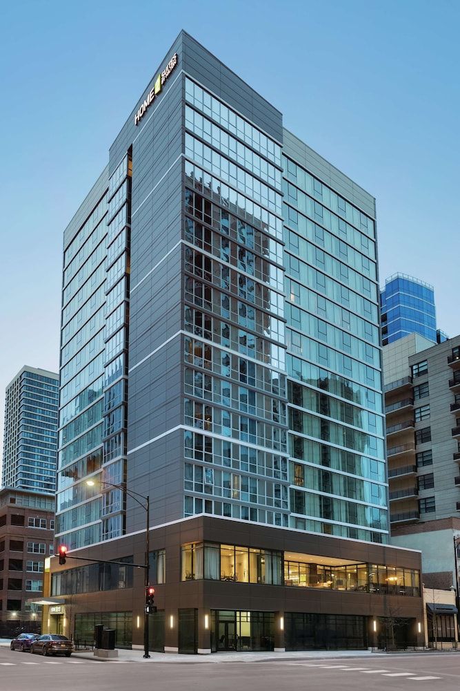 undefined Home2 Suites by Hilton Chicago River North 2
