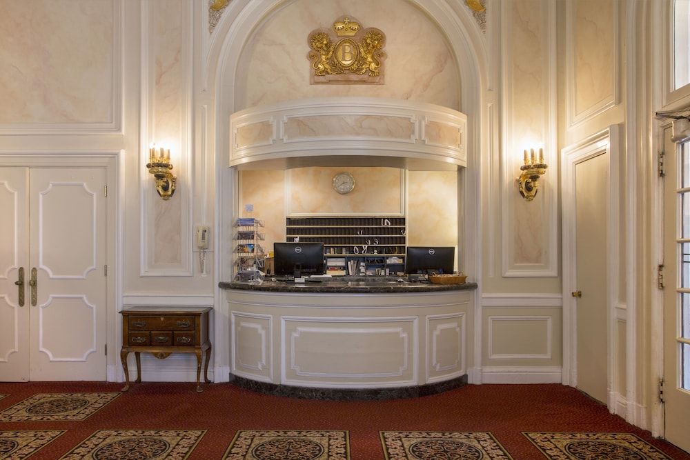 undefined Beresford Arms Hotel