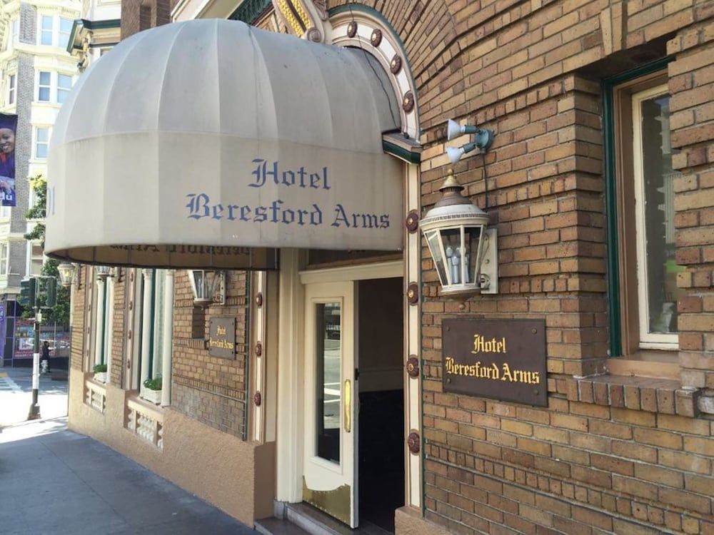undefined Beresford Arms Hotel 2