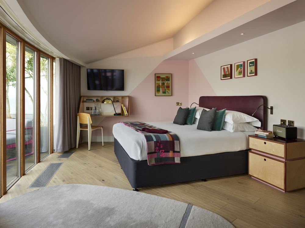 undefined Marrable's Farringdon Hotel 10