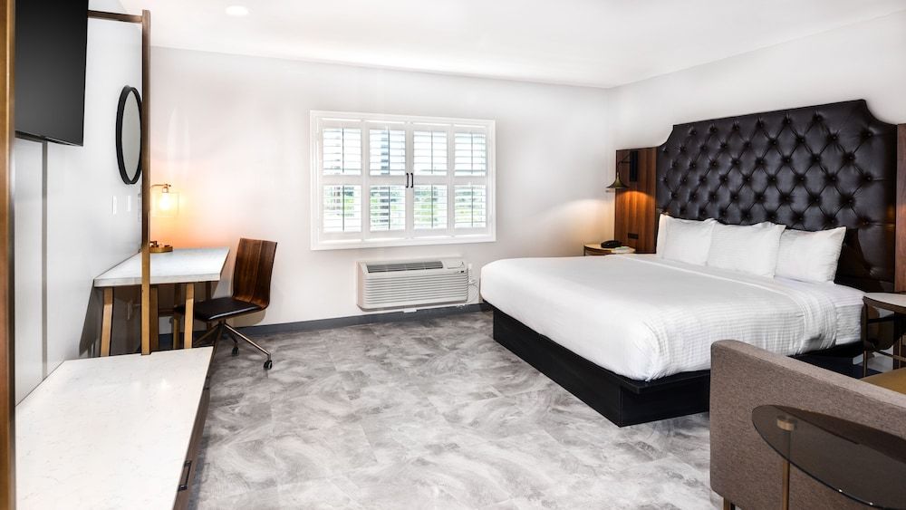 Hollywood Inn Suites Hotel Standard Single Room 2