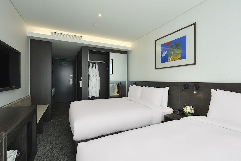 NINE TREE BY PARNAS SEOUL INSADONG [Free Upgrade] Standard to Family Twin