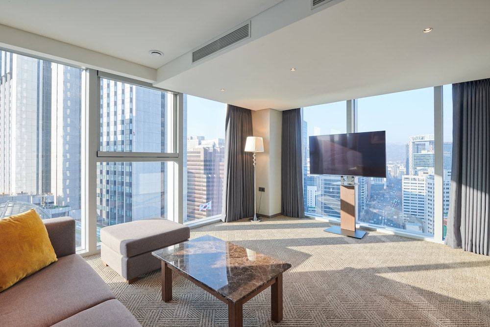 undefined Stanford Hotel Myeongdong 10