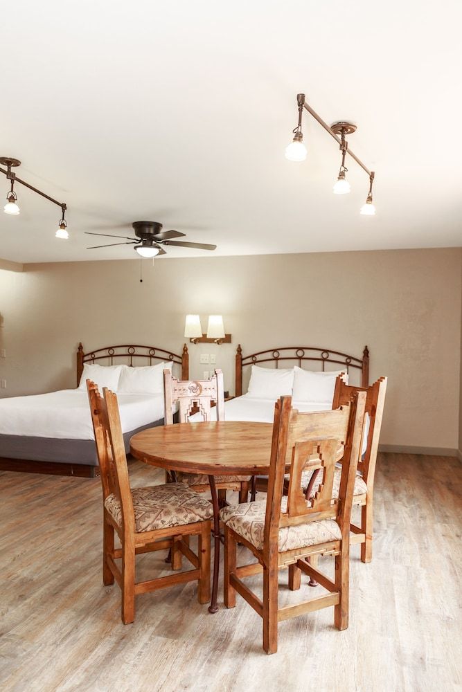undefined Aarchway Inn 2