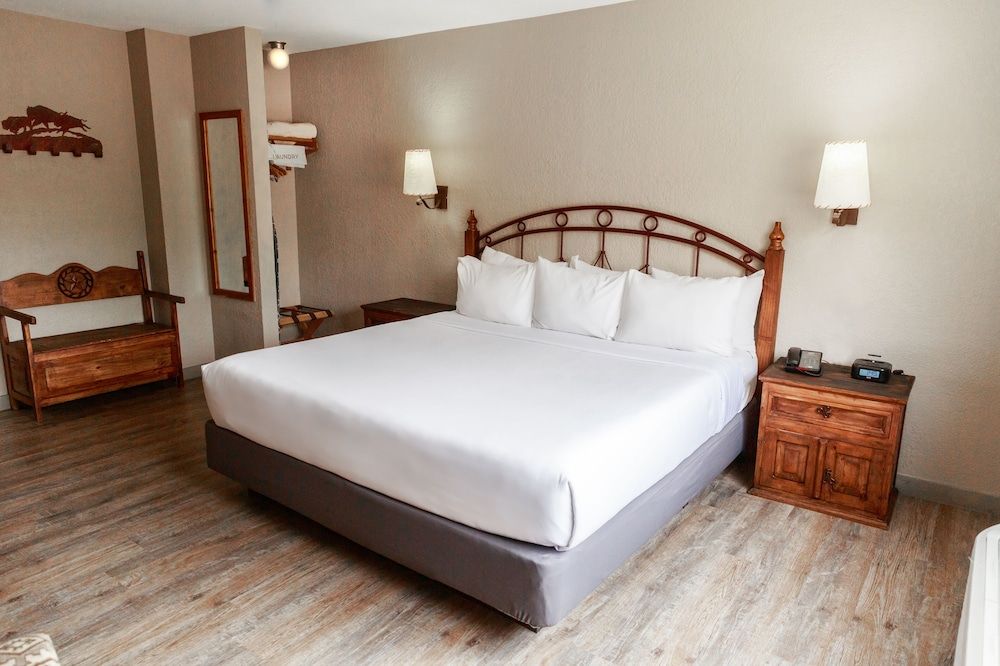 undefined Aarchway Inn 5