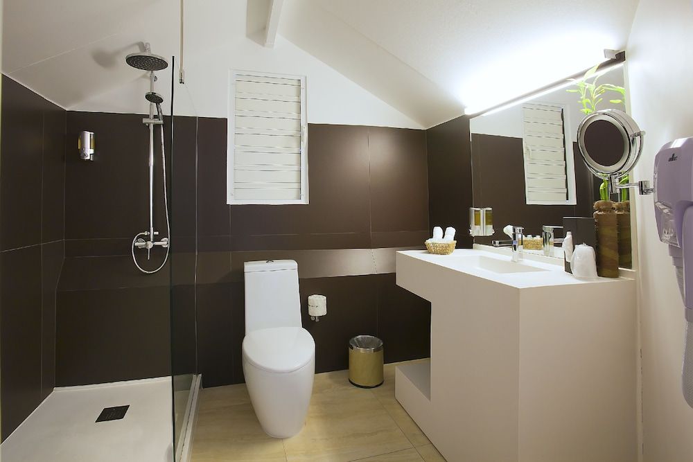 Hommage Hotel & Residences Standard Suite, 1 King Bed (Superior King) 6