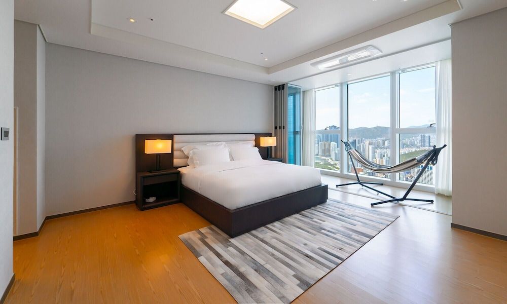 undefined NEWCZ LCT RESIDENCE 9