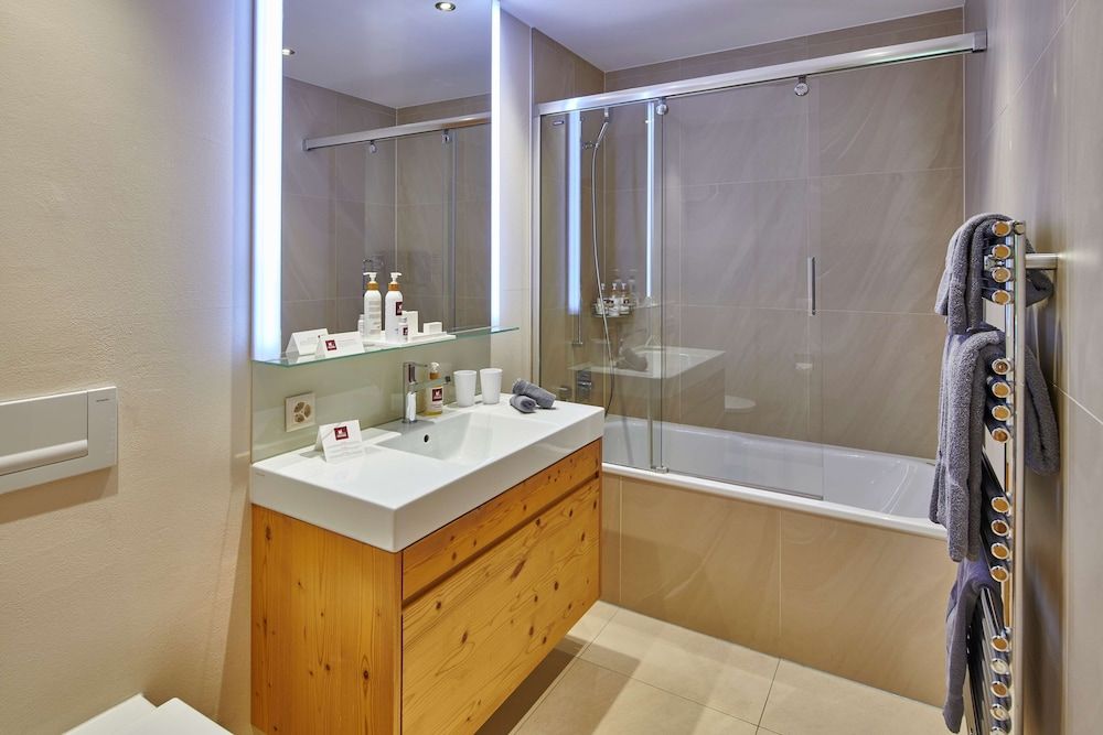 Aspen alpin lifestyle hotel Grindelwald Classic Room, 1 King Bed (Alpin) 5