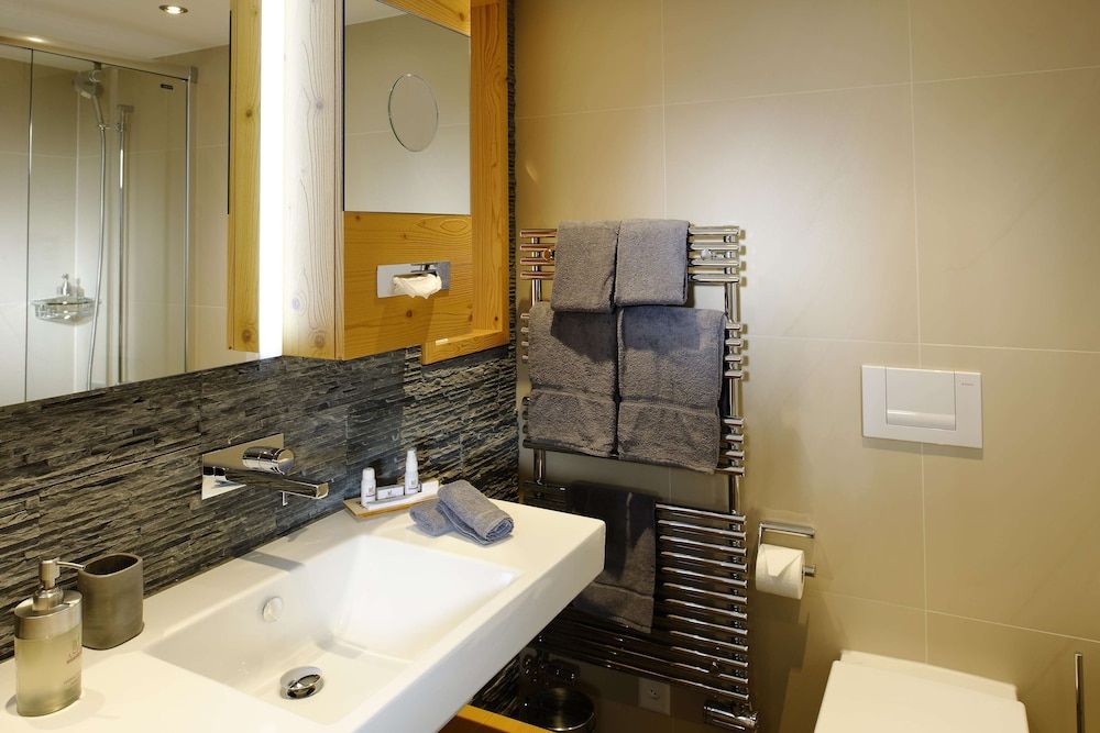 Aspen alpin lifestyle hotel Grindelwald Classic Room, 1 King Bed (Alpin) 7