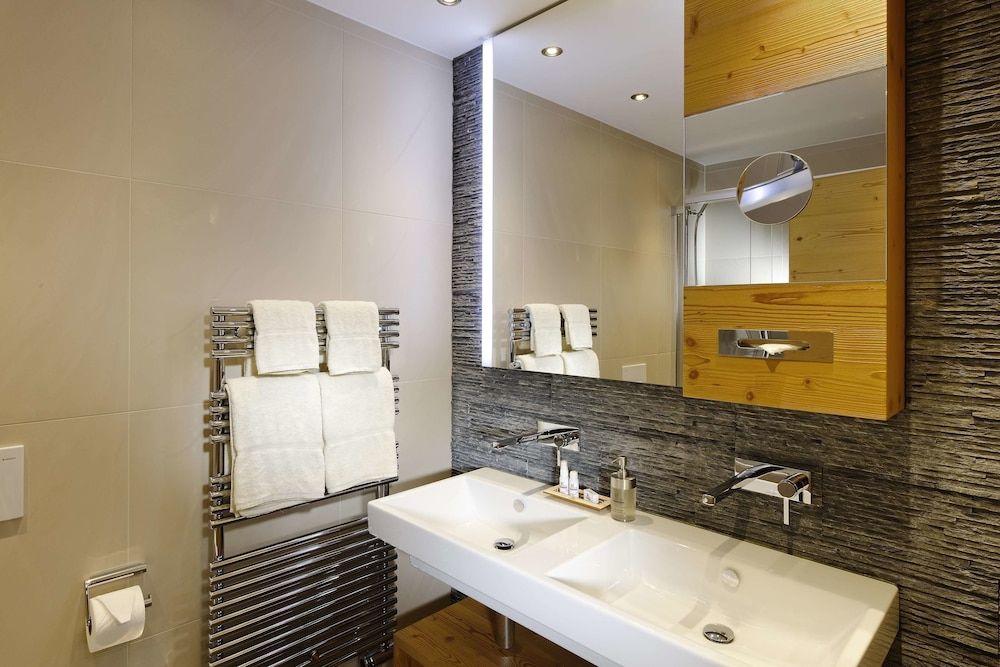 Aspen alpin lifestyle hotel Grindelwald Classic Room, 1 King Bed (Alpin) 6