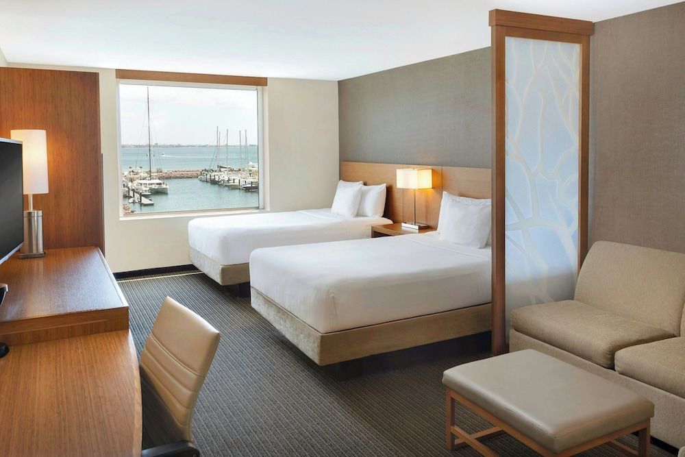 Premium Room, Multiple Beds, Non Smoking, Marina View