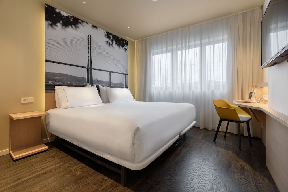 Hotel Ikonik Lisboa Double or Twin Room (Children Sharing Bed) 4