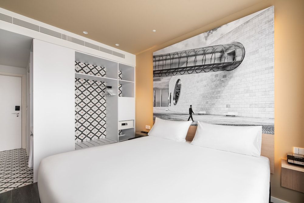 Hotel Ikonik Lisboa Double or Twin Room (Children Sharing Bed) 11