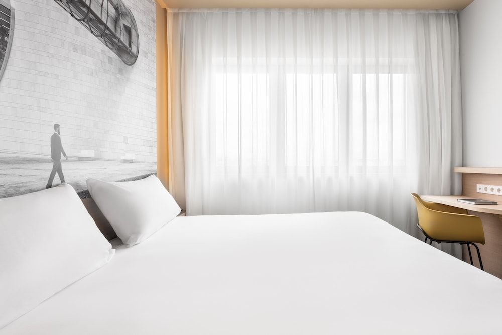 Hotel Ikonik Lisboa Double or Twin Room (Children Sharing Bed) 9