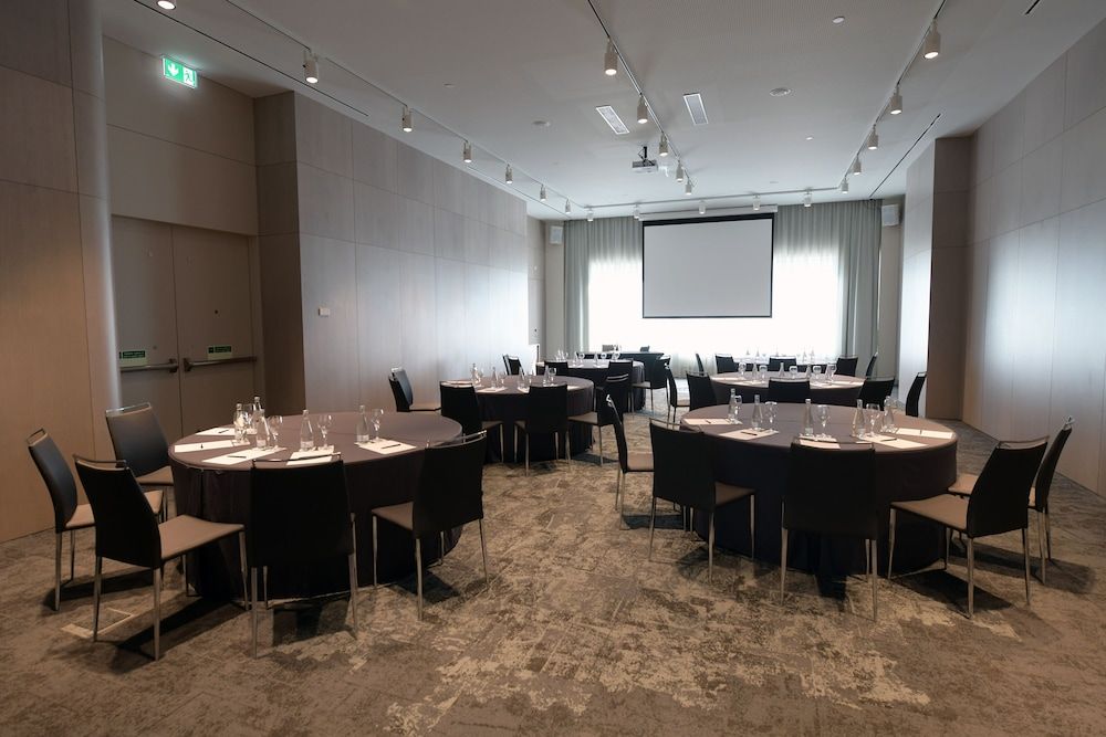 undefined Hotel Ikonik Lisboa 7