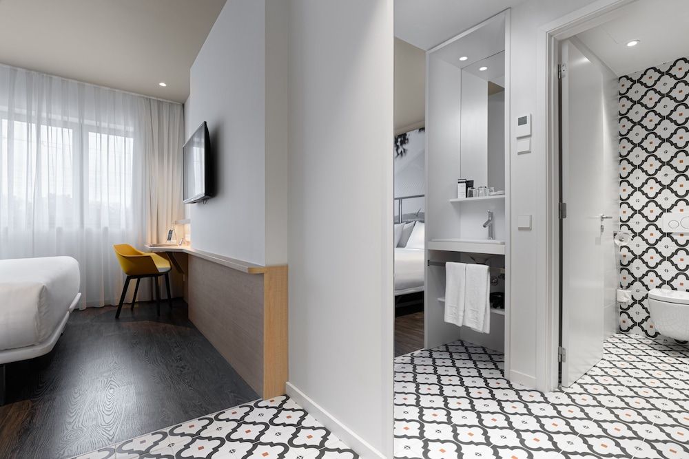 Hotel Ikonik Lisboa Double or Twin Room (Children Sharing Bed) 14