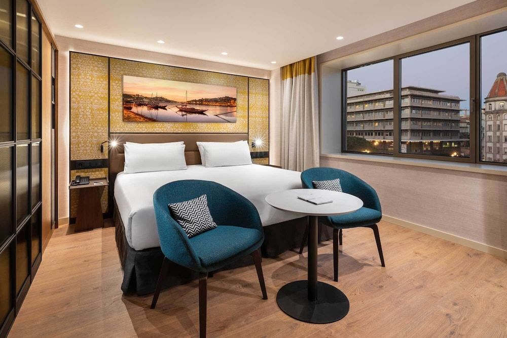 undefined Eurostars Aliados 3