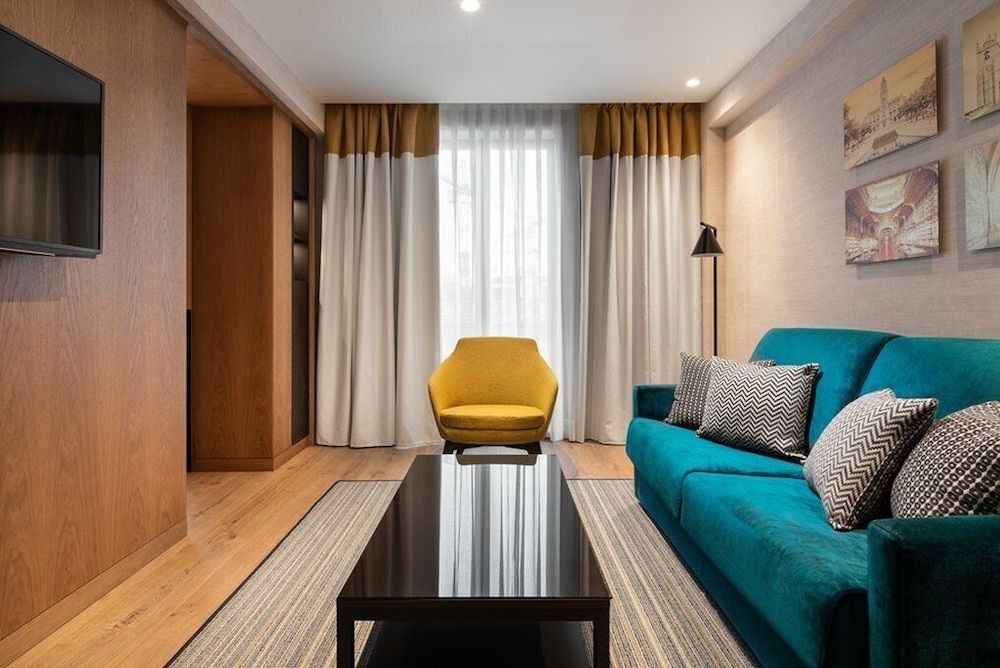 Junior Suite (Single Use)