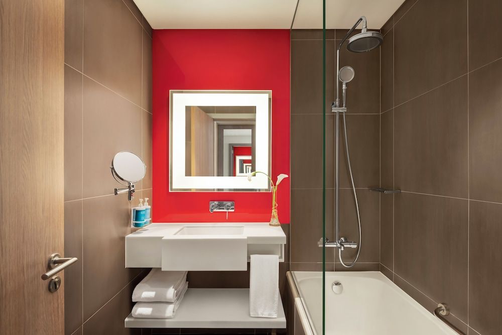 undefined Novotel Bur Dubai 8