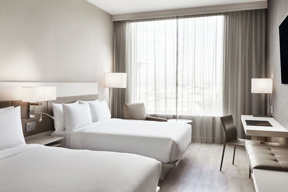 Room, 2 Queen Beds, Non Smoking