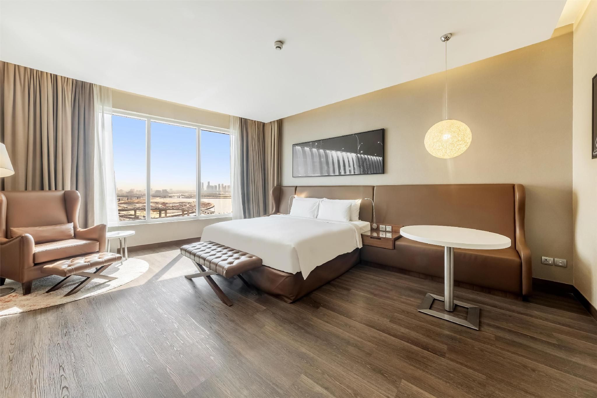 Radisson Blu Hotel, Dubai Canal View Standard Room 20