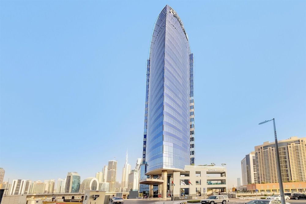 undefined Radisson Blu Hotel, Dubai Canal View 3