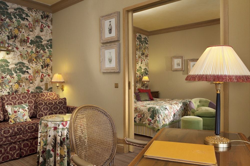 undefined Hotel Chambiges Elysées 2