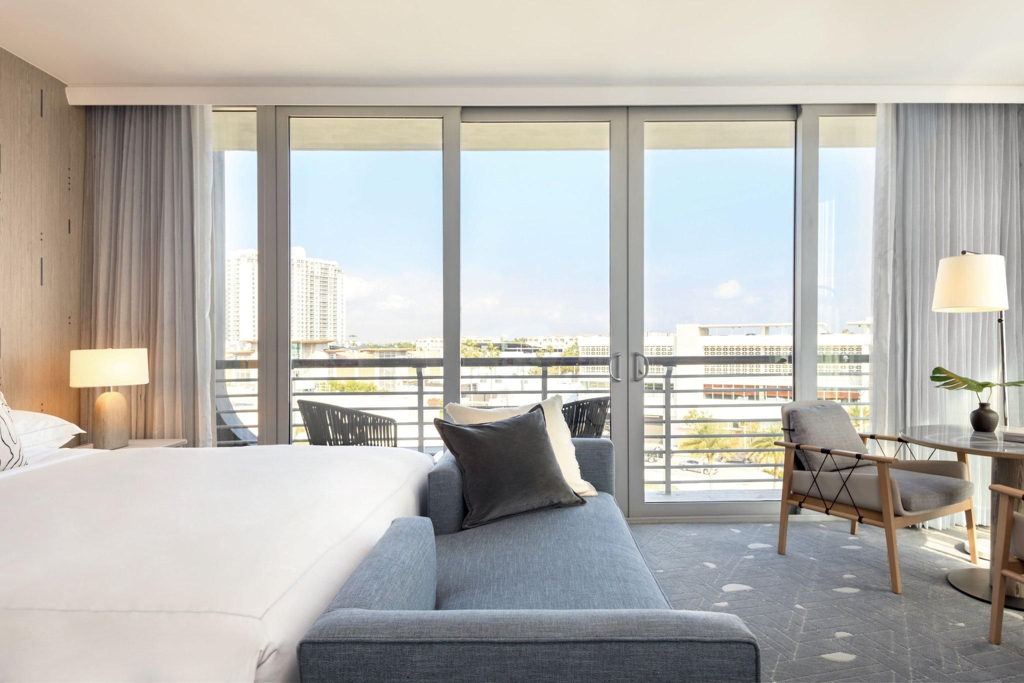 1 King Premium Grand Corner Terrace