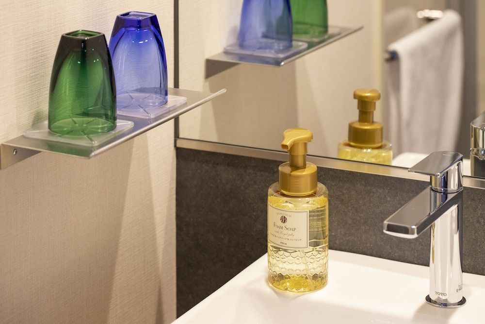 karaksa hotel grande Shin-Osaka Tower High Floor Superior Twin 3