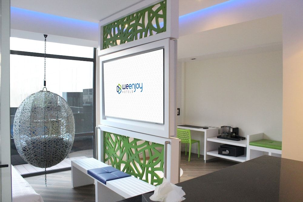 undefined Grand Prix-WeEnjoyHotels-Aeropuerto 4