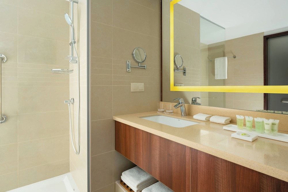 undefined Courtyard by Marriott Tashkent 8