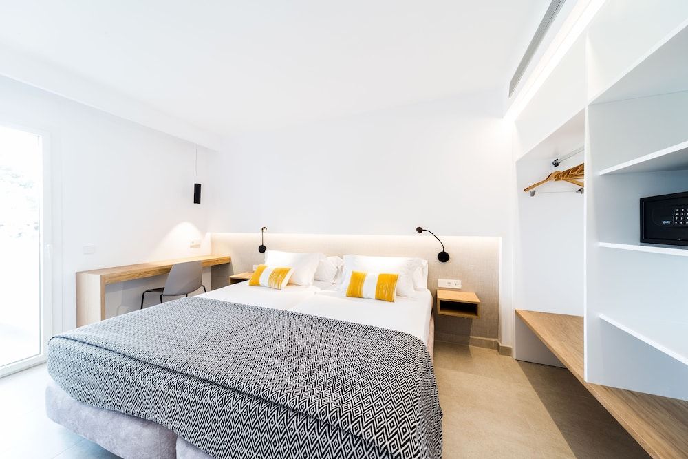 Select apartment, 1 bedroom