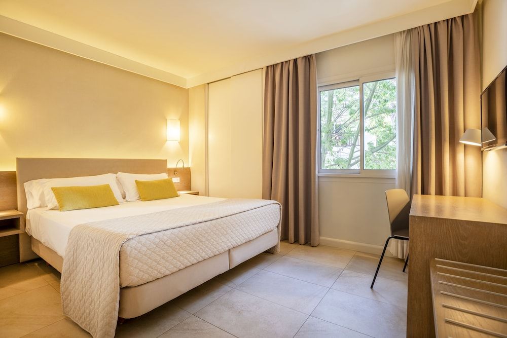 Premium Apartment, 1 Bedroom, Sea View (2 adults + 1 child)