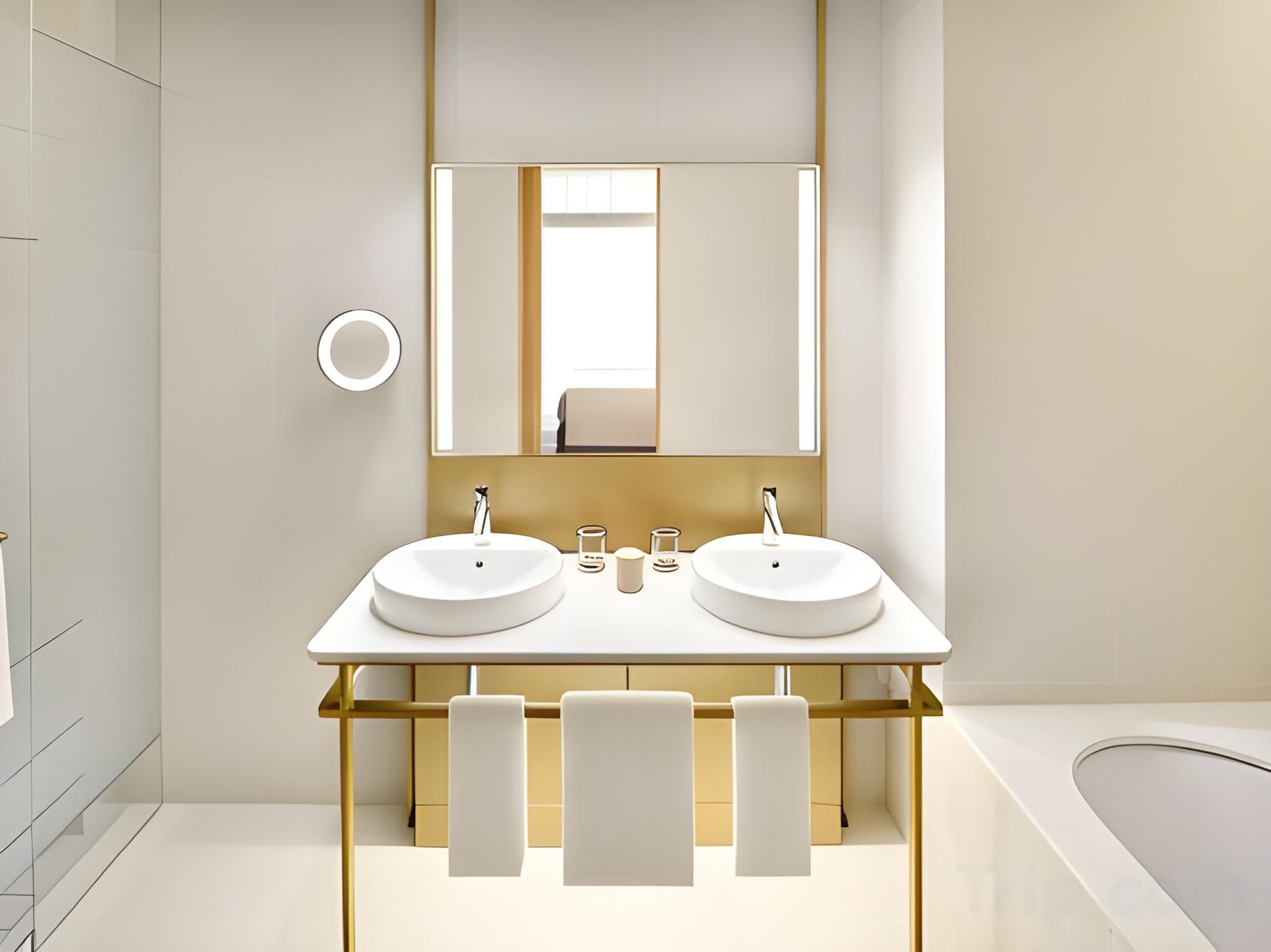 Family Stay - Interconnected Deluxe Rooms