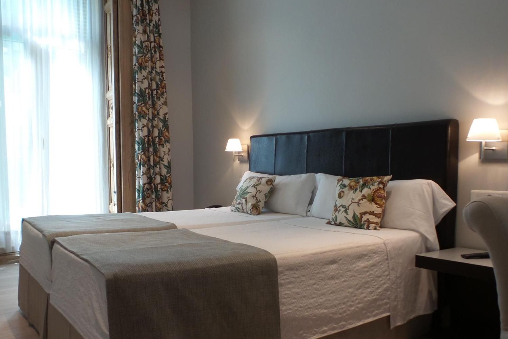 Double or Twin Room with Terrace