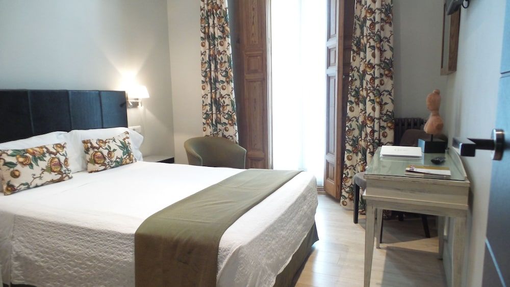 Hotel Moderno Puerta del Sol Double Room, 1 Double Bed 2