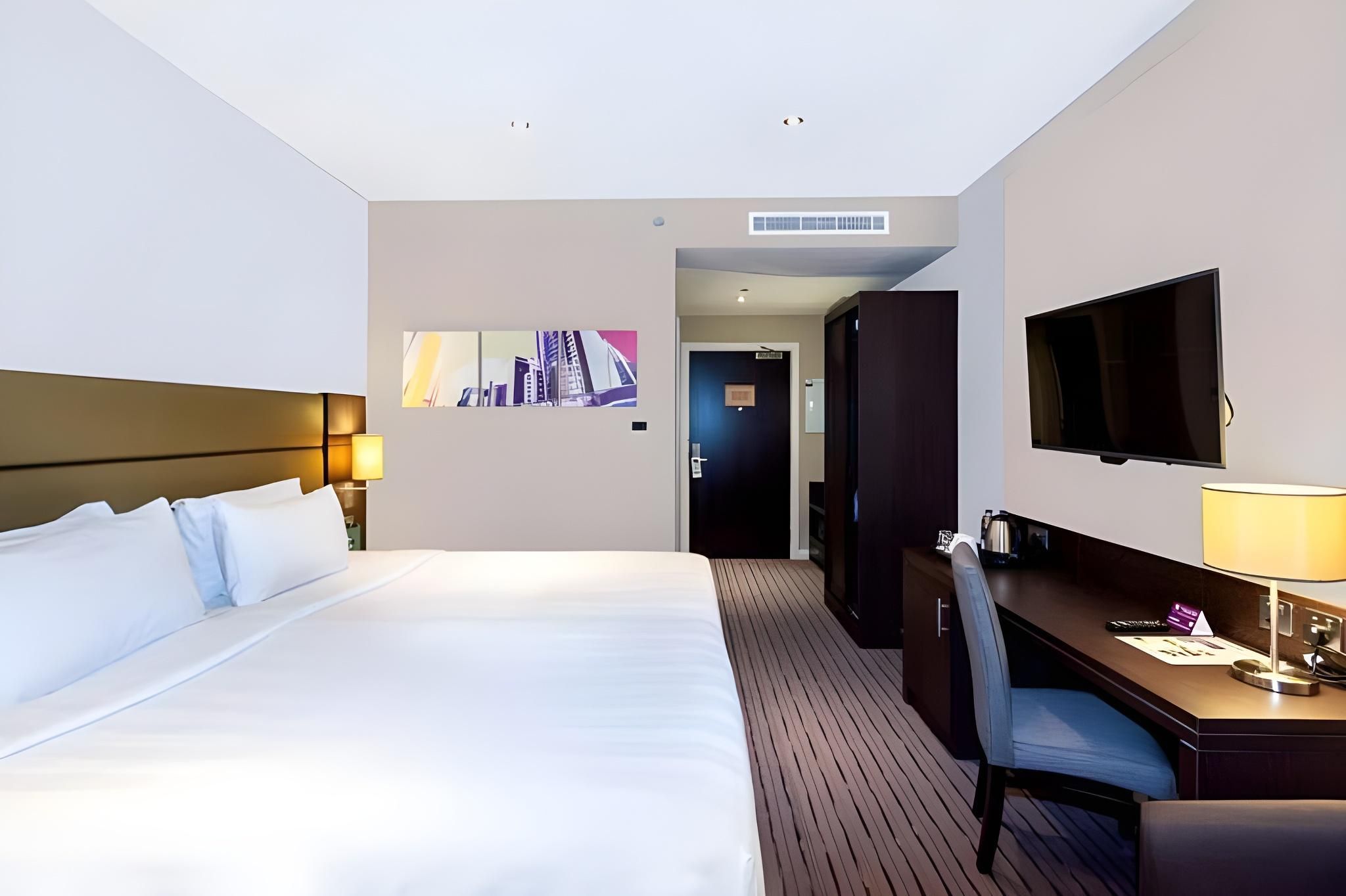 Premier Inn Dubai Al Jaddaf - An Emirates Group Company Family Room - Non Smoking 5