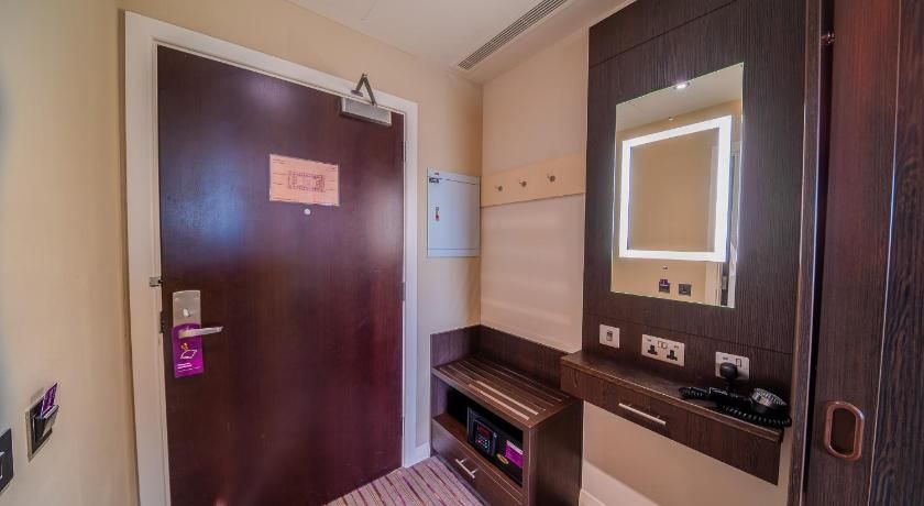 Premier Inn Dubai Al Jaddaf - An Emirates Group Company Family Room - Non Smoking 10