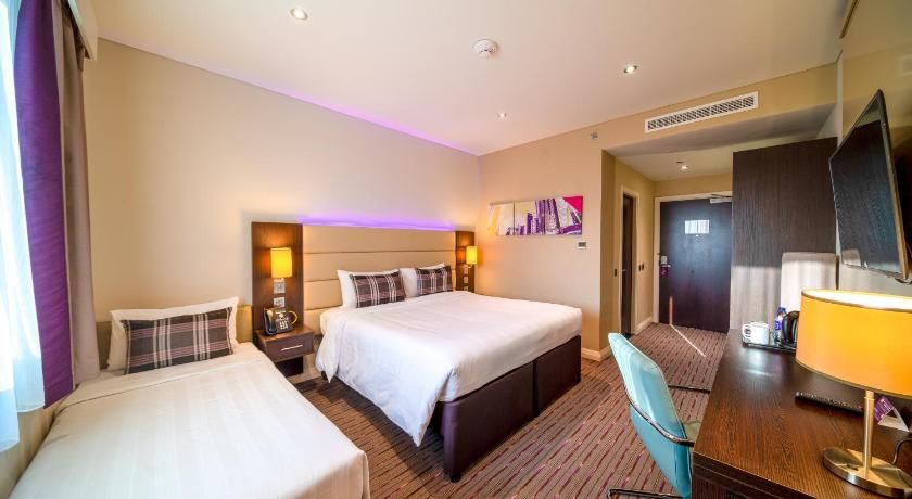 Premier Inn Dubai Al Jaddaf - An Emirates Group Company Family Room - Non Smoking 3