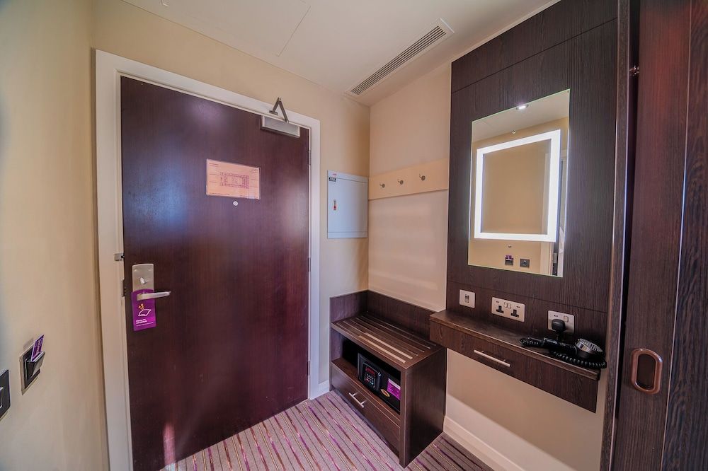 undefined Premier Inn Dubai Al Jaddaf 8