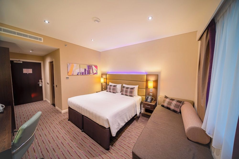 Double Room, Non Smoking (Free Shuttle to Festival City Mall)