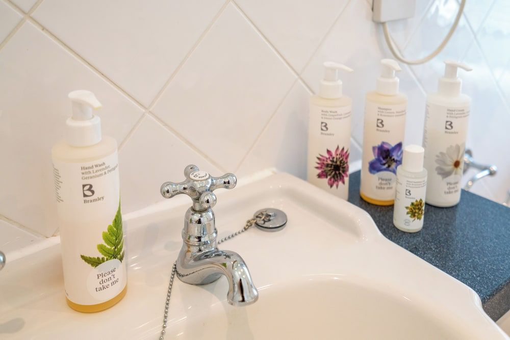 The Avon Causeway Hotel Double Room, Ensuite 6