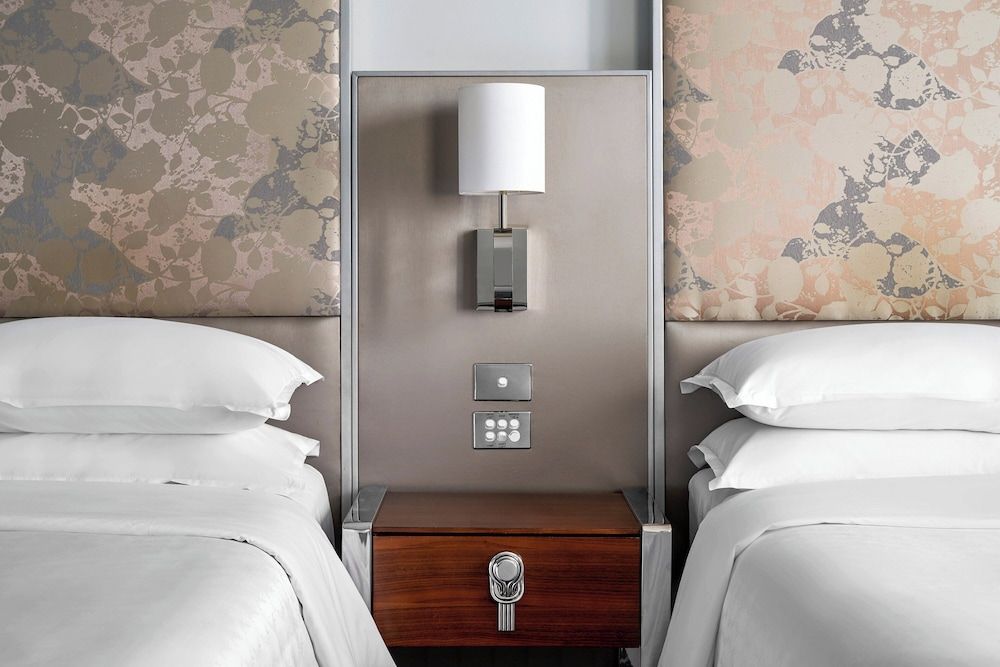 Sheraton Melbourne Hotel Room, 2 Double Beds, Non Smoking 5