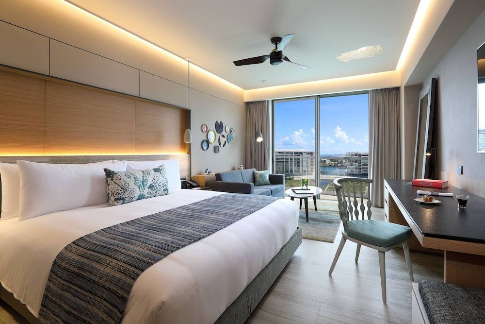 undefined Renaissance Cancun Resort & Marina 4